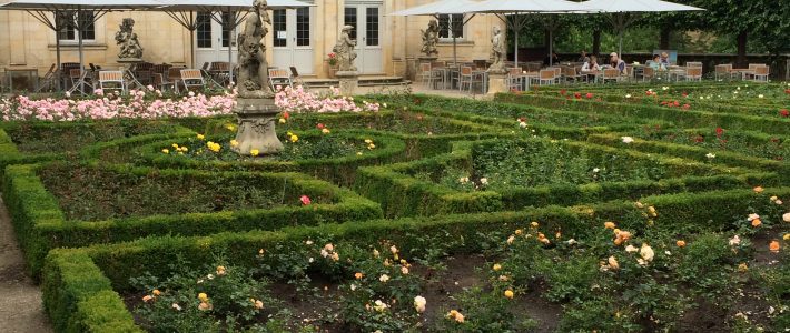 Café im Rosengarten